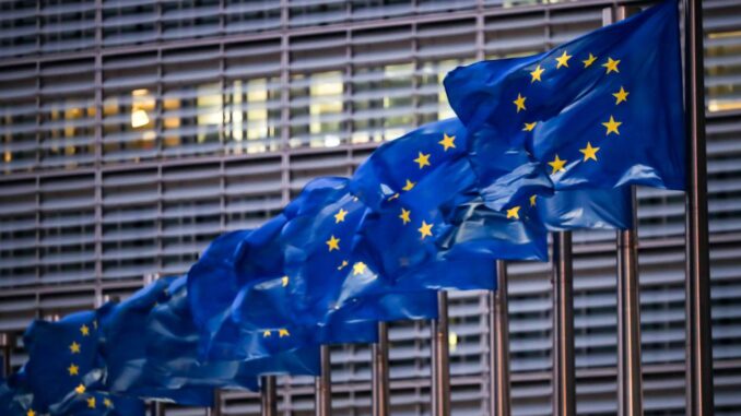 flaggen-vor-der-eu-kommissionjpeg