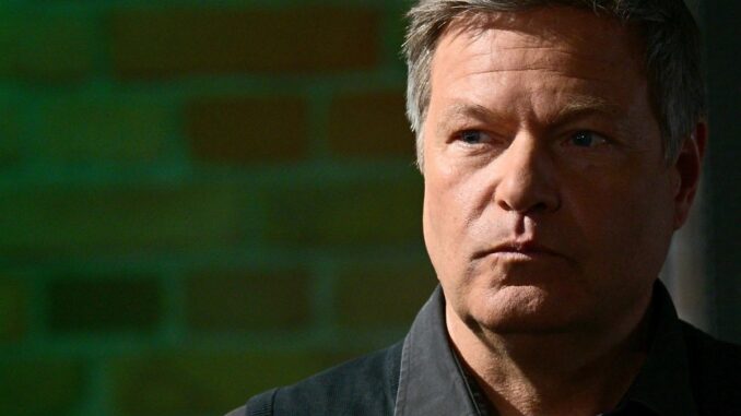 Prognose erneut gesenkt: Habeck setzt Wachstumserwartungen auf null